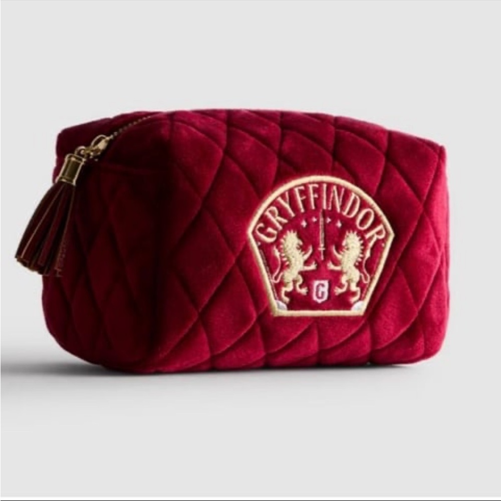 Harry Potter House Gryffindor Cosmetic,  makeup bag.